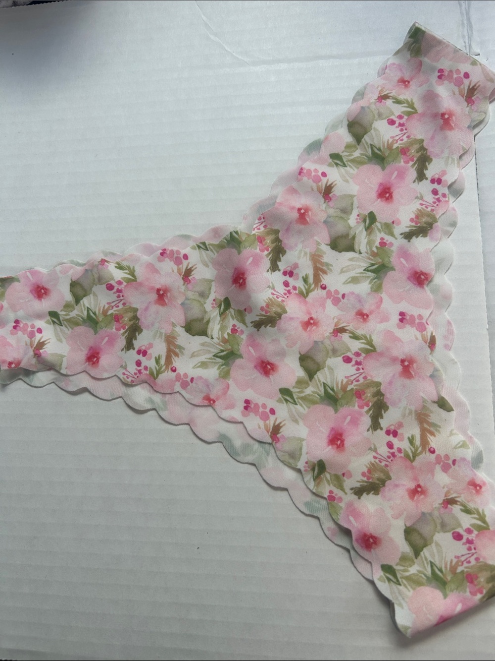Laser cut panties Pink / Green floral XS